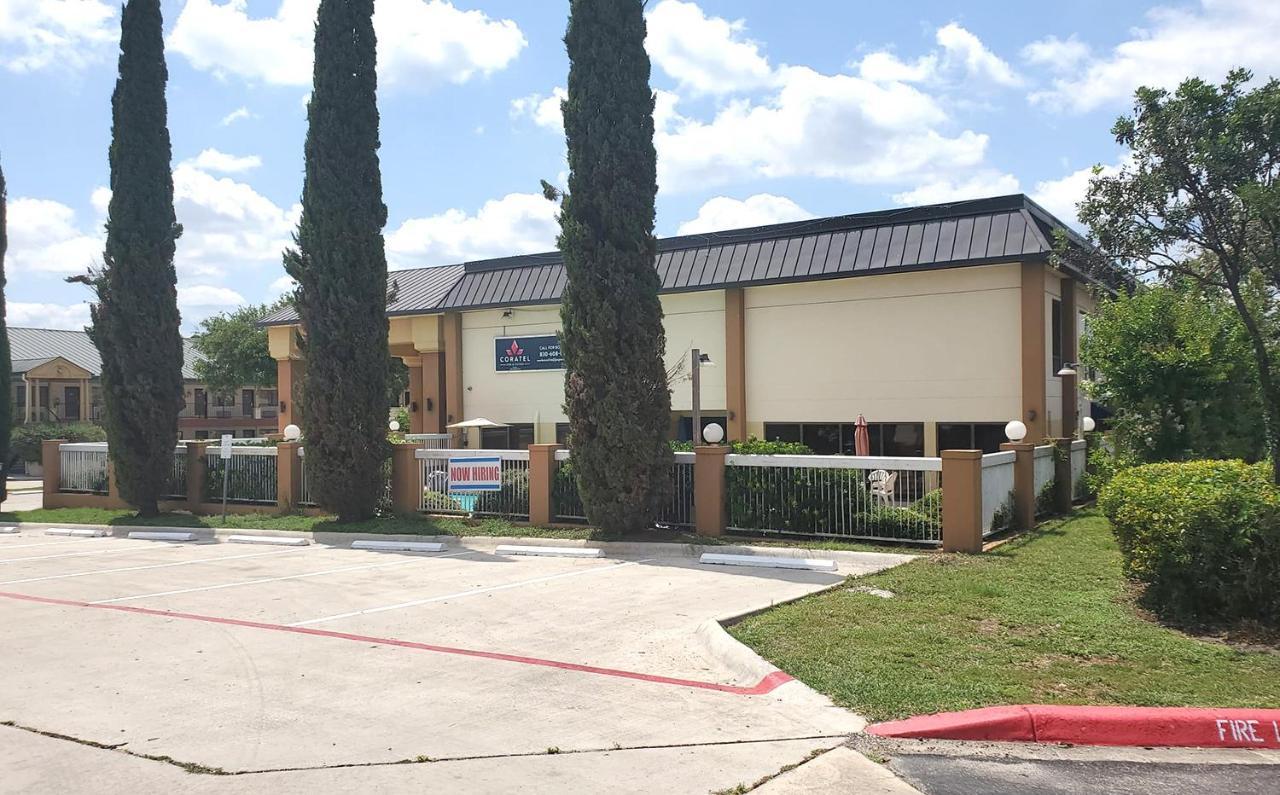 Coratel Inn & Suites By Jasper New Braunfels Ih-35 Ext 189 Exterior photo