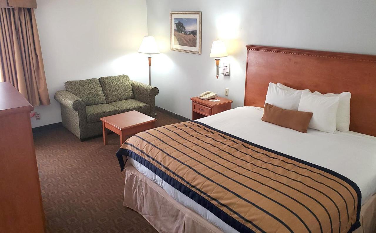 Coratel Inn & Suites By Jasper New Braunfels Ih-35 Ext 189 Exterior photo
