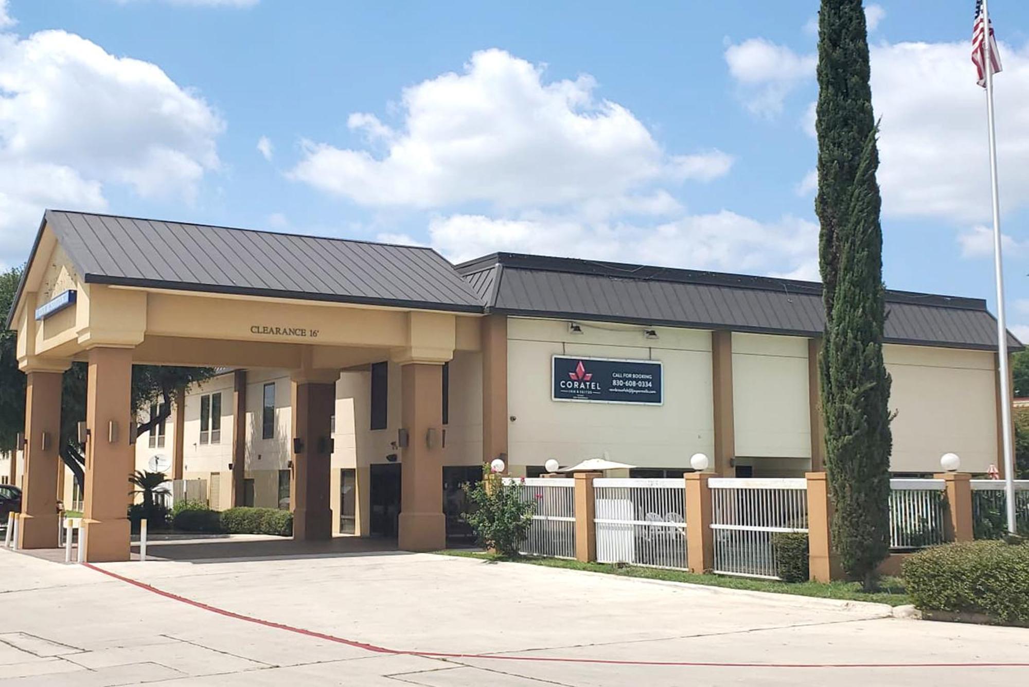 Coratel Inn & Suites By Jasper New Braunfels Ih-35 Ext 189 Exterior photo